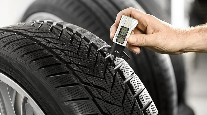 Глубина протектора шины