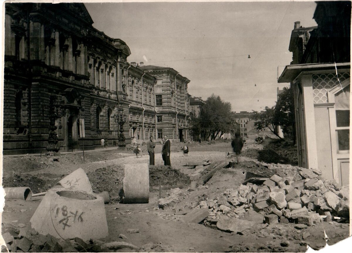 Фото ленинграда до и после блокады ленинграда