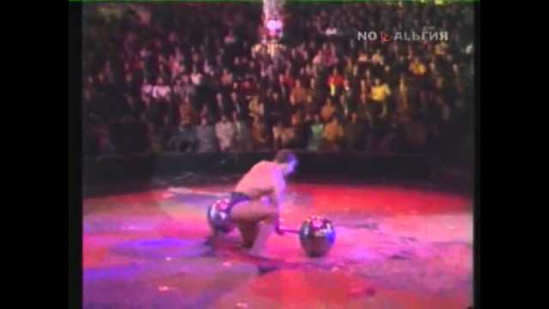 Анатолий Осипов и двойной бульдог; Рывок 1 рукой штангу