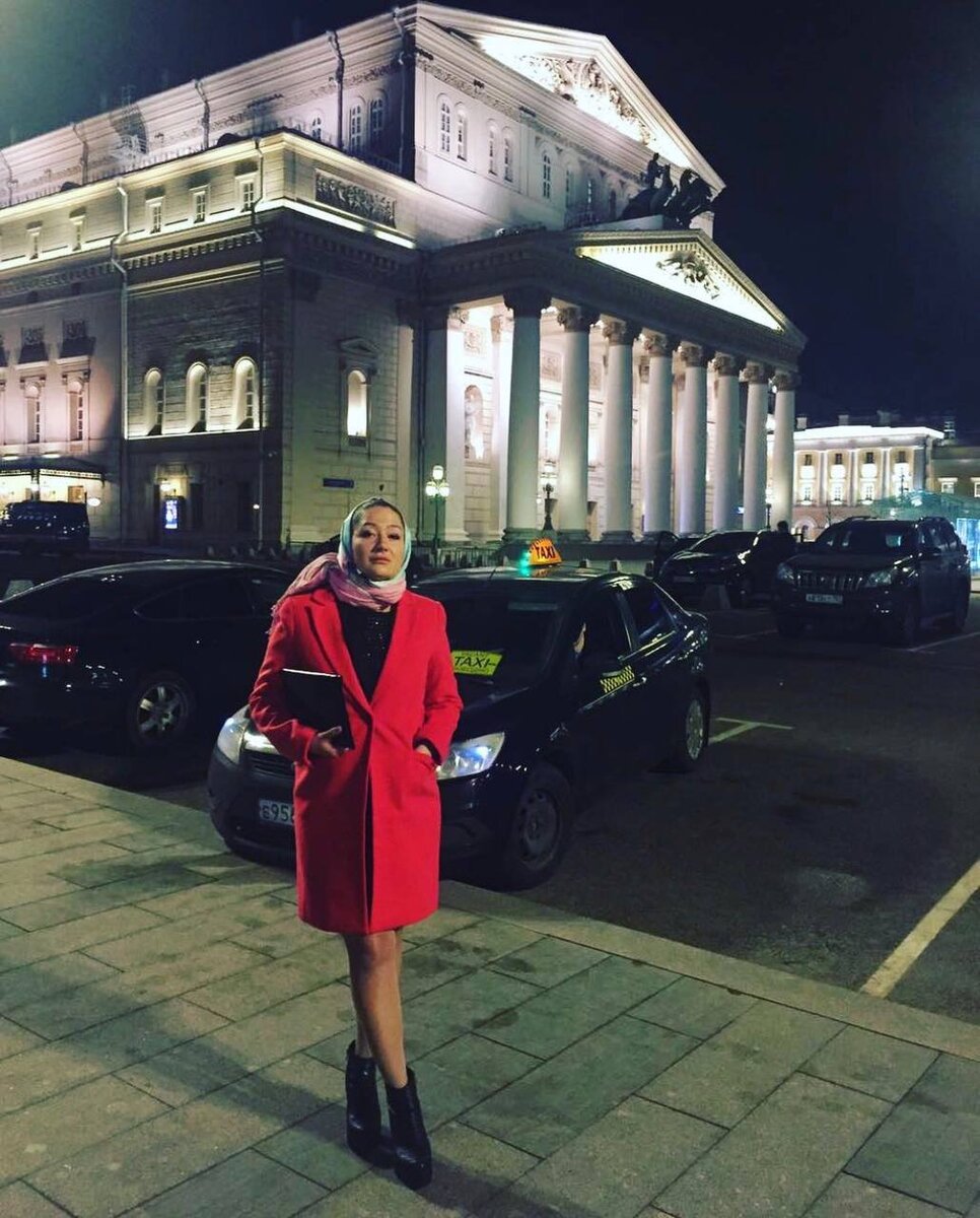 Начинается "театр" трех актеров и один из них - я!
