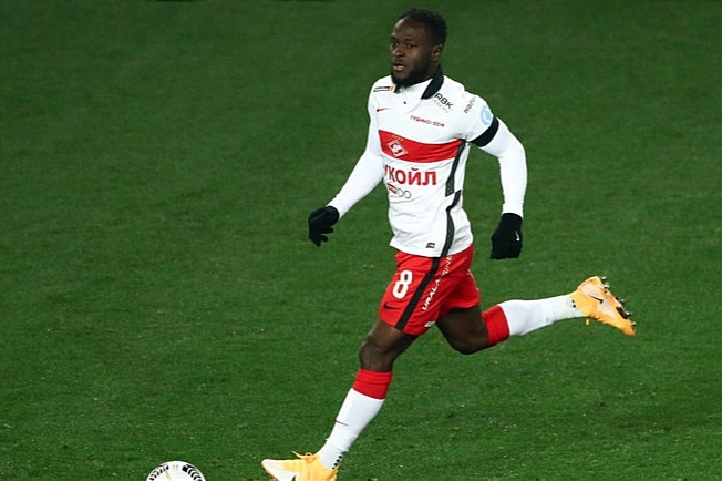 Виктор Мозес