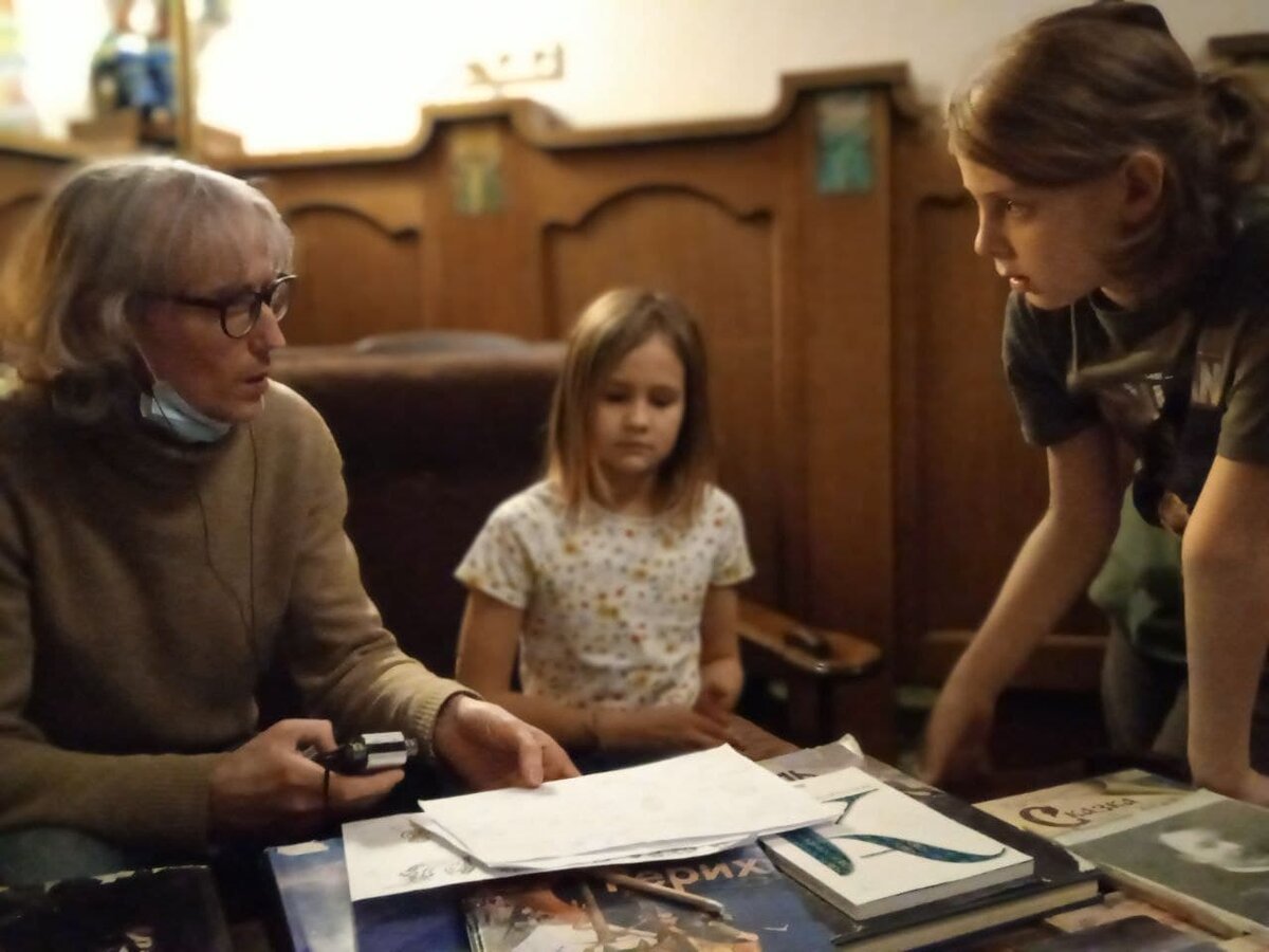 Благотворительный проект "Мастер на все руки". Фото из сети