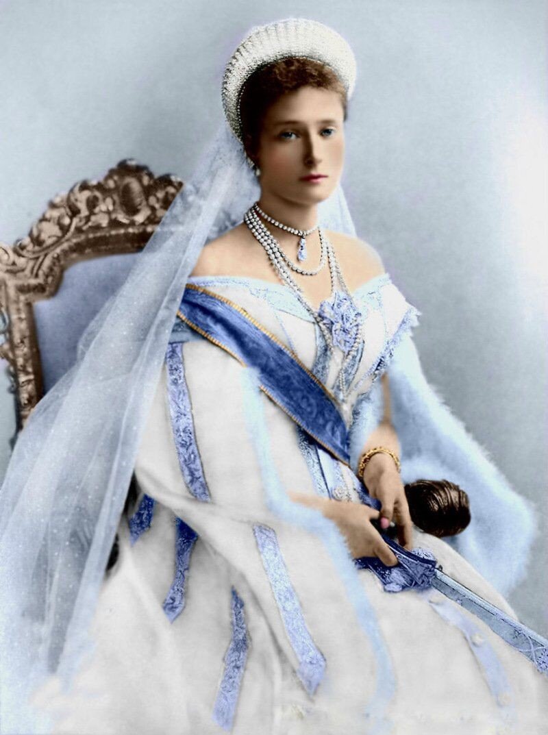 Алиса Гессенская - самая ненавистная из жен Романовых. И самая последняя. Совпадение - не думаю. Из свободных источников