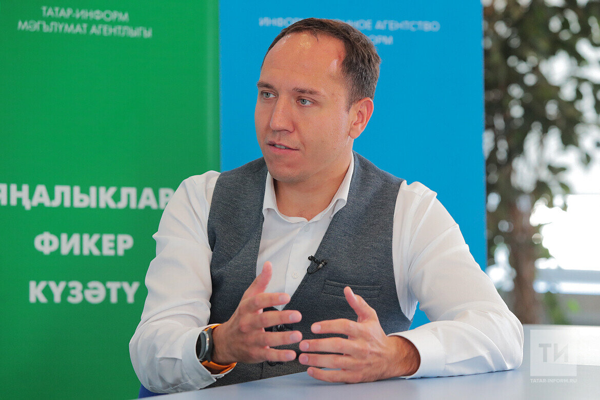 Динар Самигуллин: «Центр цифровой трансформации отвечает за проектирование и разработку новых цифровых решений, новых сервисов для жителей»Фото: © Рамиль Гали / «Татар-информ»