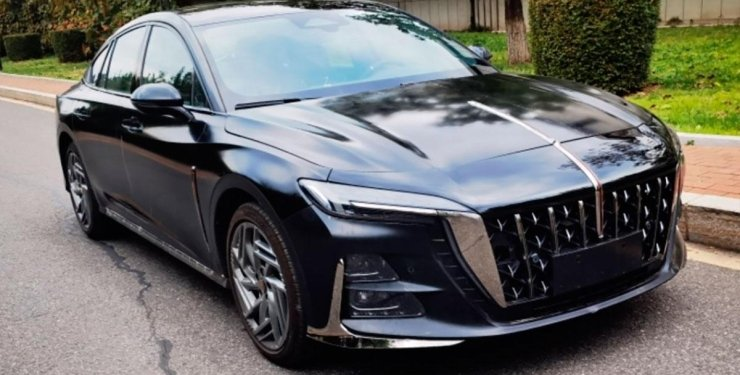 Фото: autohome.com.cn | Широкая решетка радиатора — визитная карточка автомобилей Hongqi