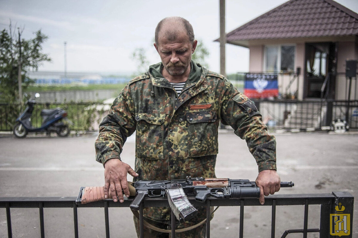 Ополченец Донбасса. Яндекс картинки. Типичный "Кузьмичев". В качестве иллюстрации.