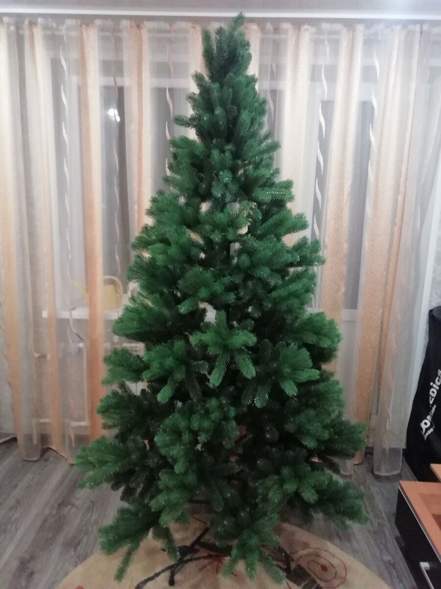До украшения