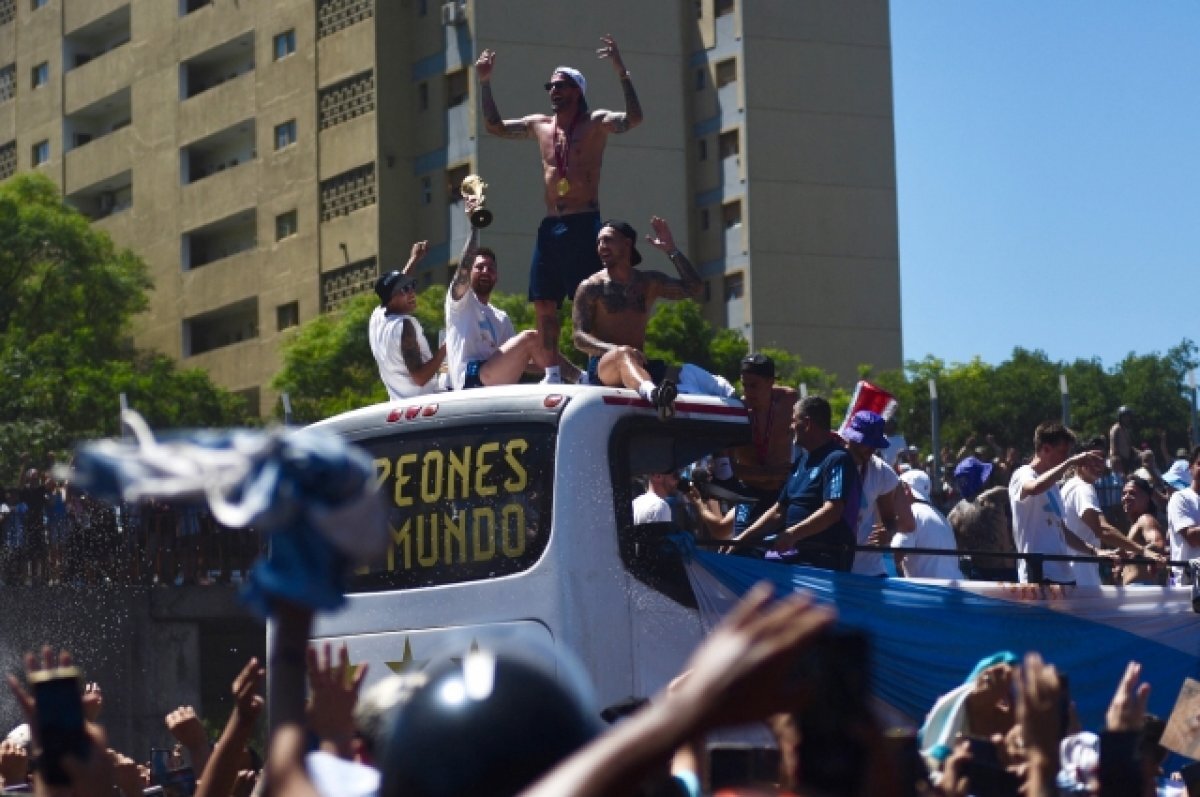    На чемпионском параде сборной Аргентины пострадали свыше 30 человек