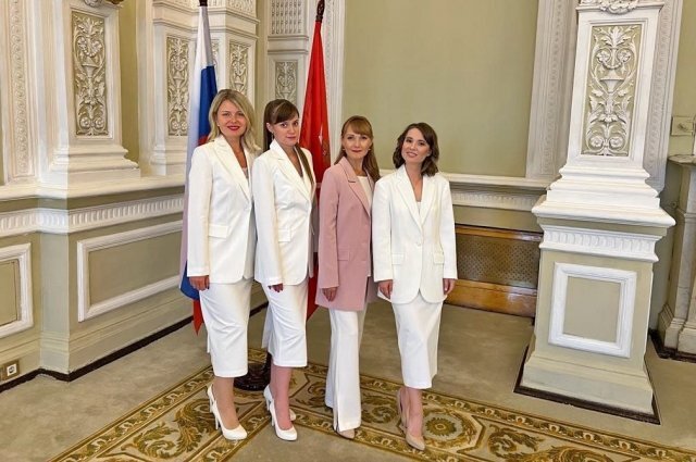    Зачем нужна форма сотрудникам ЗАГСа в Петербурге?