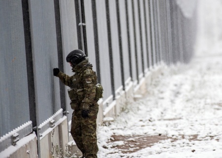    Уклонисты всех стран…