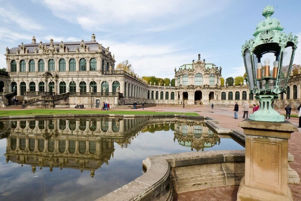 Цвингер.Внутренний двор.