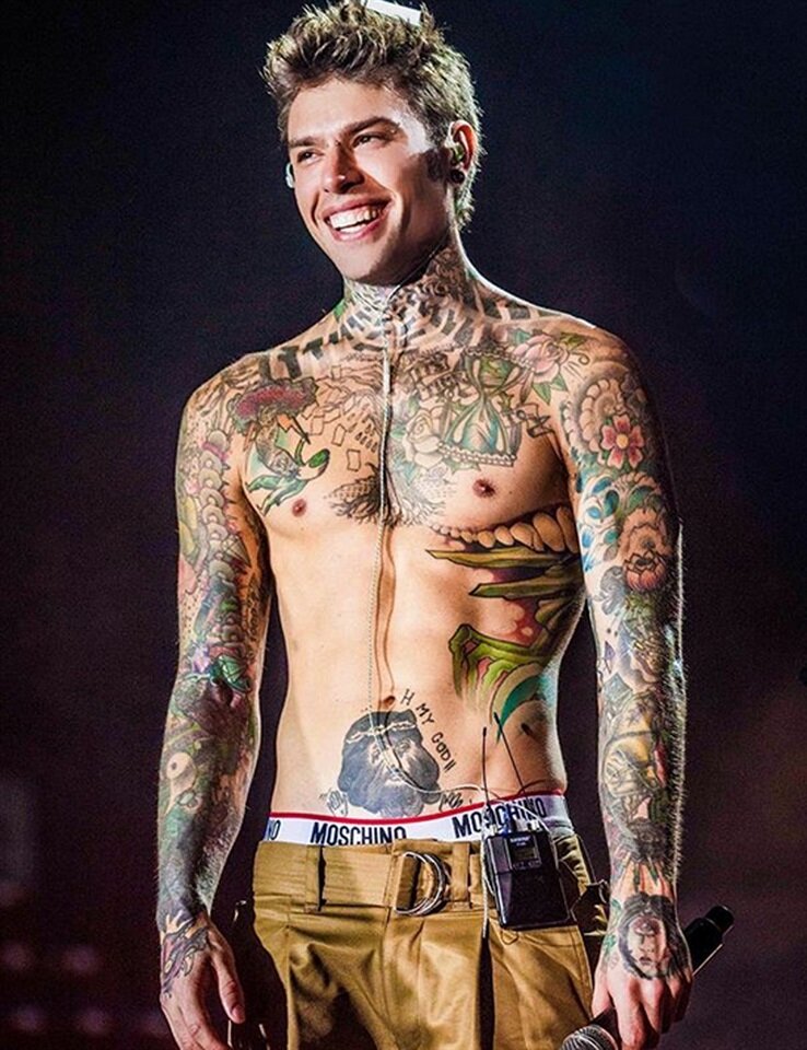 итальянский рэпер fedex. Fedez итальянский рэпер. Fedez. федез италия. Fedez.