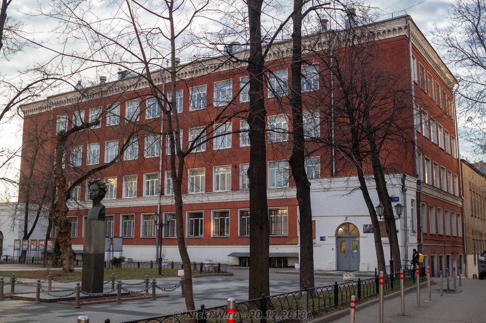 1. Школа №345 © NickFW.ru - 20.12.2019г.