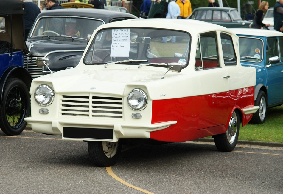 Reliant Regal