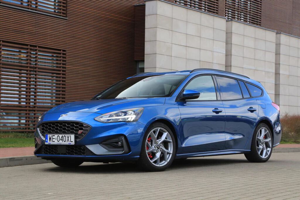 Ford Focus ST 2020 — тест драйв