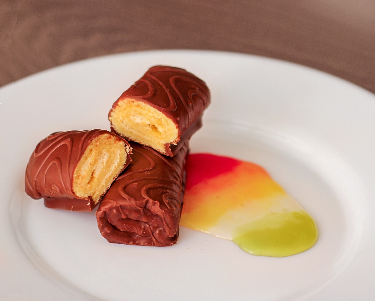 Сладкая и бессмысленная в смысле питательности еда