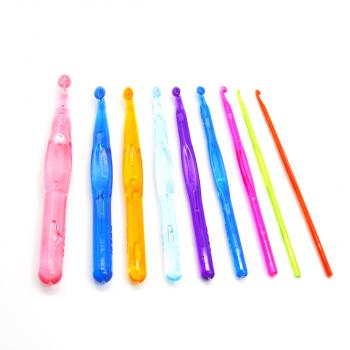 Набор пластиковых крючков