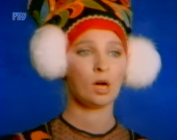 Фото: кадр из клипа "Че те надо?"