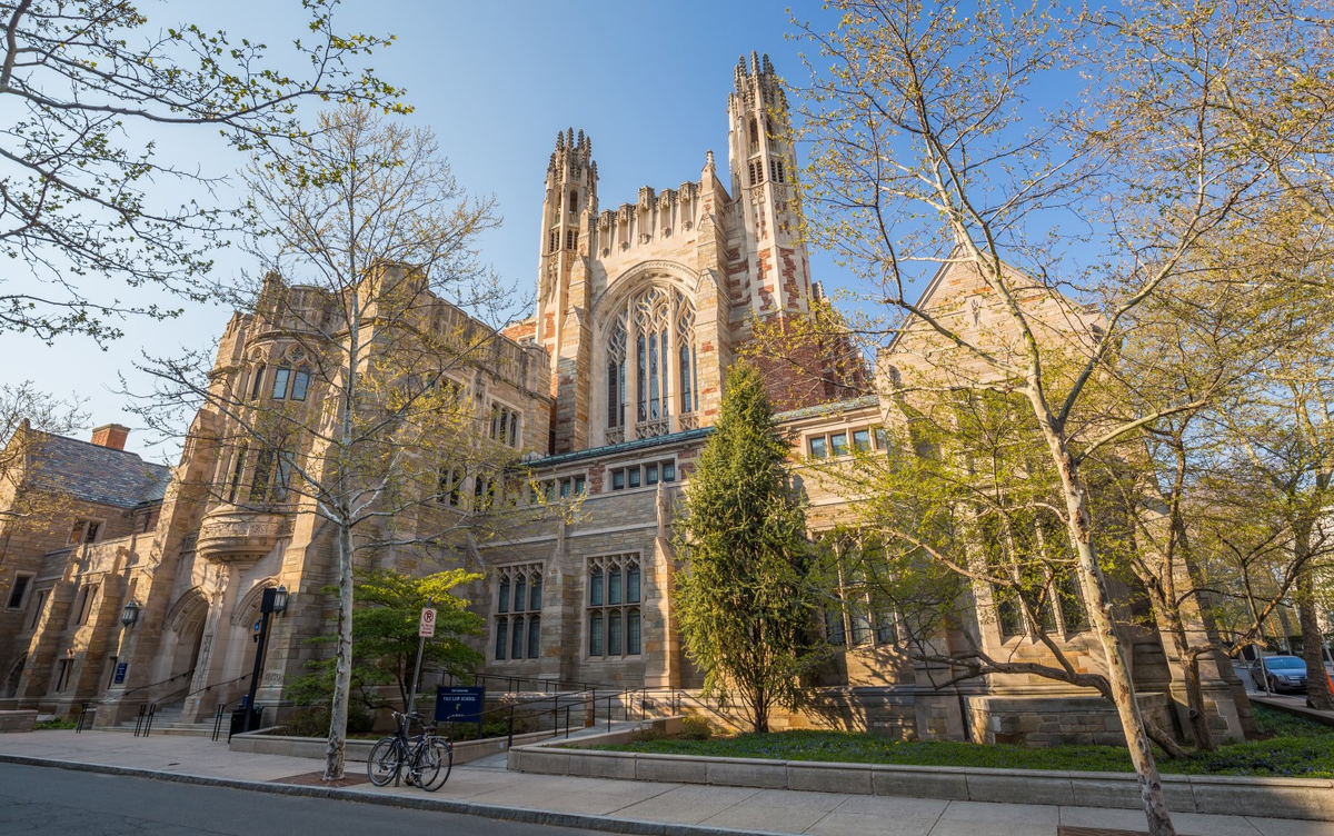 Как поступить в Йельский университет, требования для поступления в Yale University