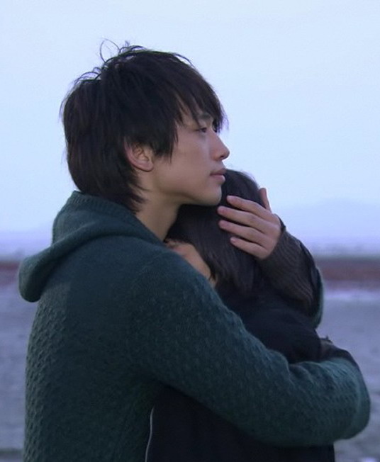 Кадр из дорамы "Любовь, которая убивает"