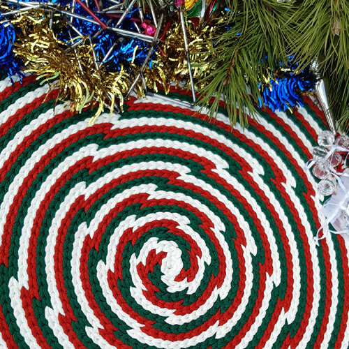 Ковер из полиэфирного шнура "Новогодняя карусель"