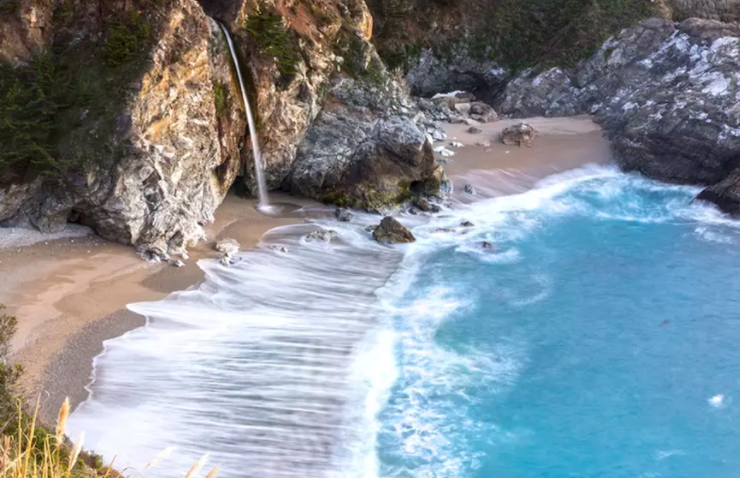 AutumnSkyPhotography/iStock