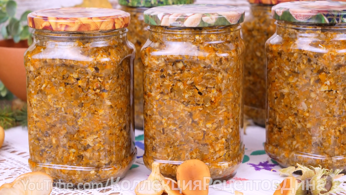 Грибная икра с морковью и луком. Грибная икра рецепт на зиму в банках.