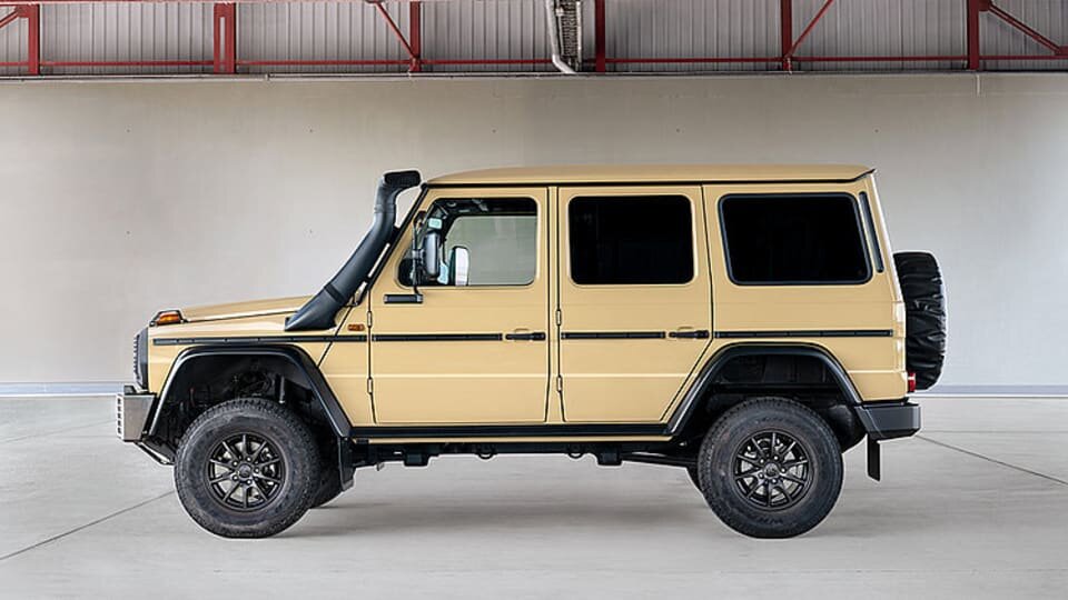 Mercedes G-Class W464: шнорхель позволяет соваться в воду, не зная броду. Если он не глубже 66 см.