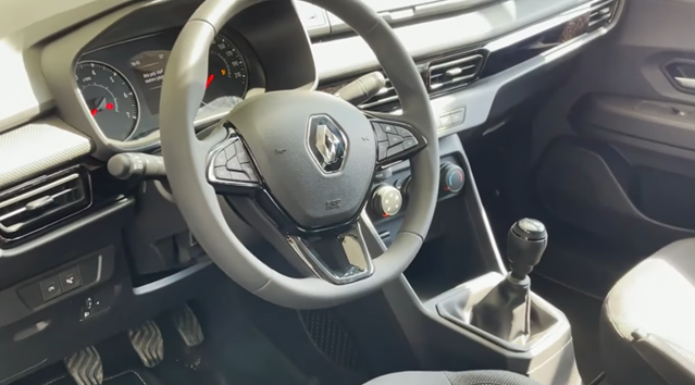 На АвтоВАЗе уже начали выпускать новую Ладу Гранту, Логан и Сандеро ...