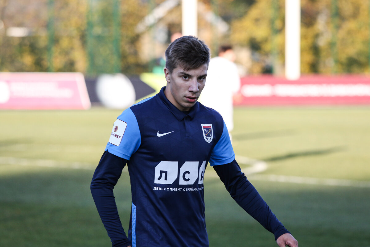 Игорь Дмитриев (ФК "Ленинградец")