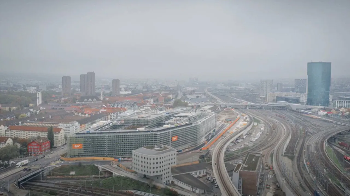 Новая тюрьма Цюриха Gefängnis Zürich West (GZW) должна начать работу в апреле. (Polizei und Justizzentrum Zurich/Kanton Zurich)