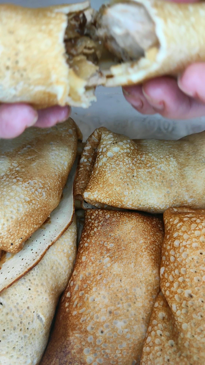 Кружевные блины с начинкой