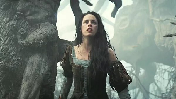 Кадр из фильма "Белоснежка и охотник". © Universal Pictures (2012)