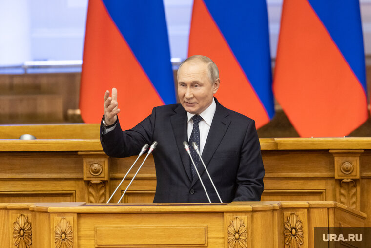    Владимир Путин подписал указ о сроках пребывания беженцев с Украины и Донбасса в России