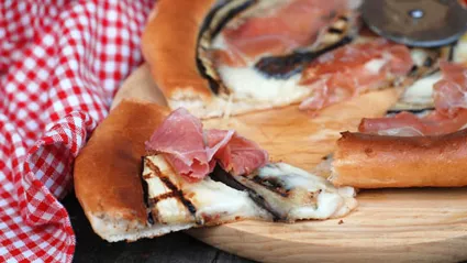 Классическая итальянская пицца с богатой историей