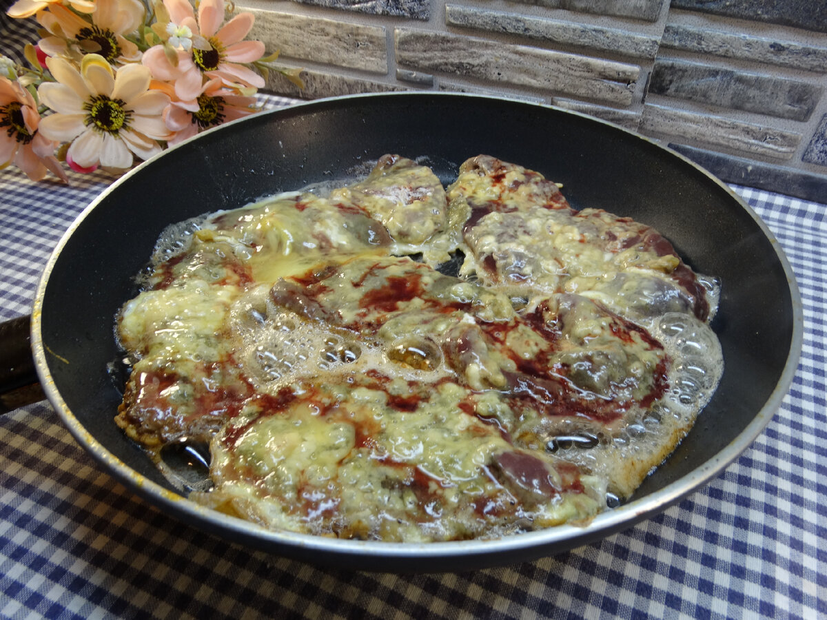 Мягкая печень с луком в кляре на сковороде | Готовим вкусно дома/  Кулинария/ Рецепты | Дзен