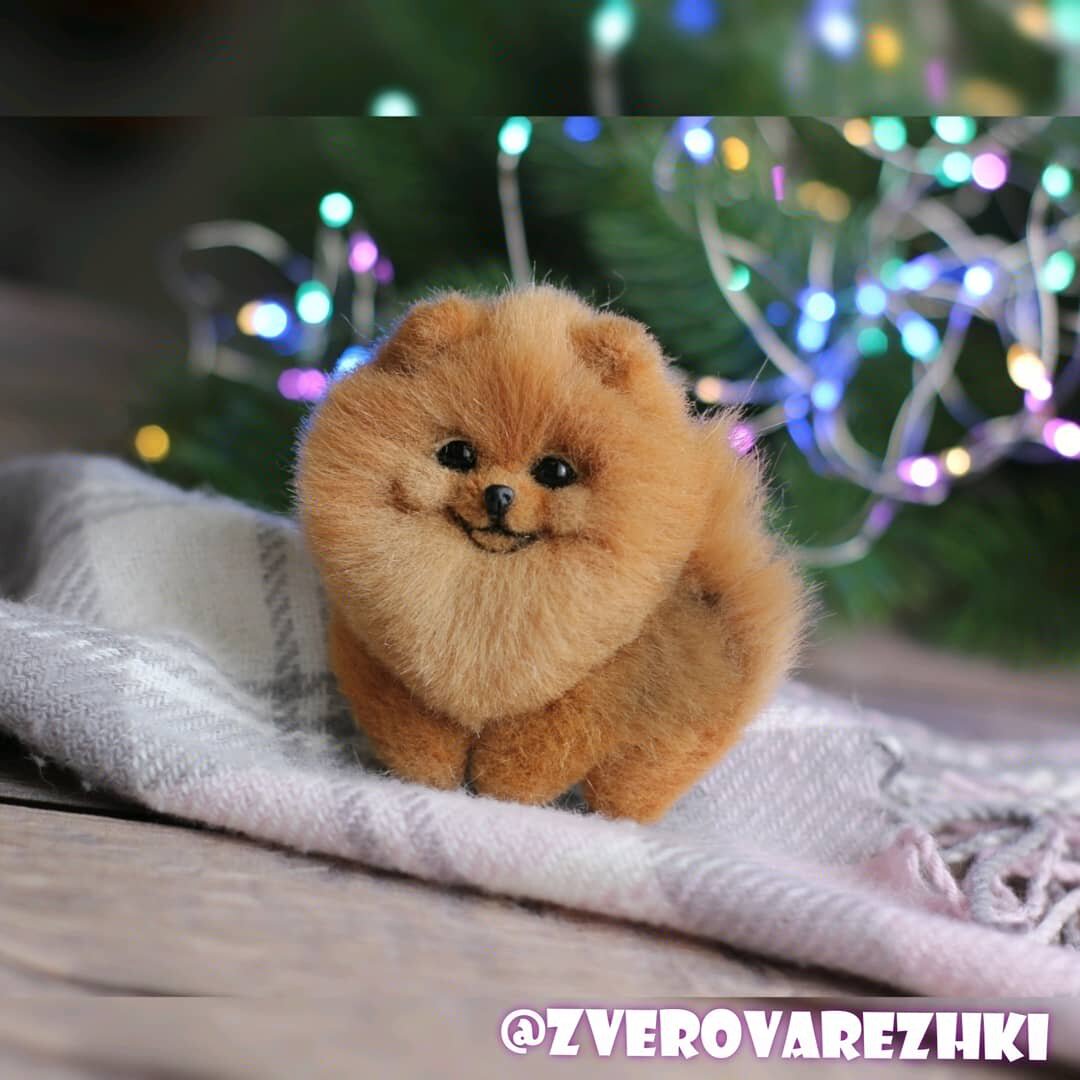 Размер брошки 8,5 см на 8 см