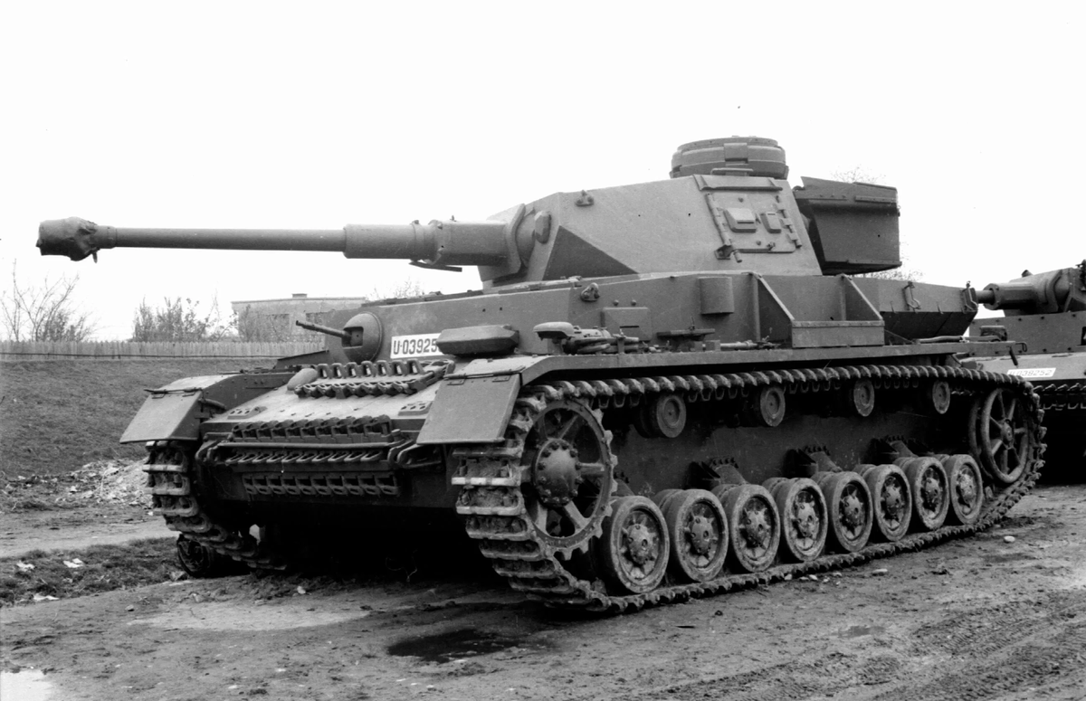 Pz.kpfw. IV F2