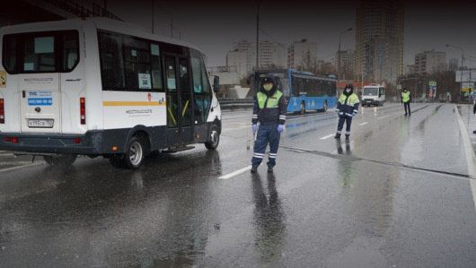 Автоматический контроль с камер, которых в Москве более 2500, позволяет не останавливать для проверки тех, у кого пропуск есть.