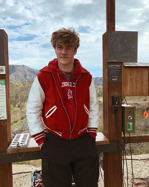 Лаки Блю Смит, @luckybsmith