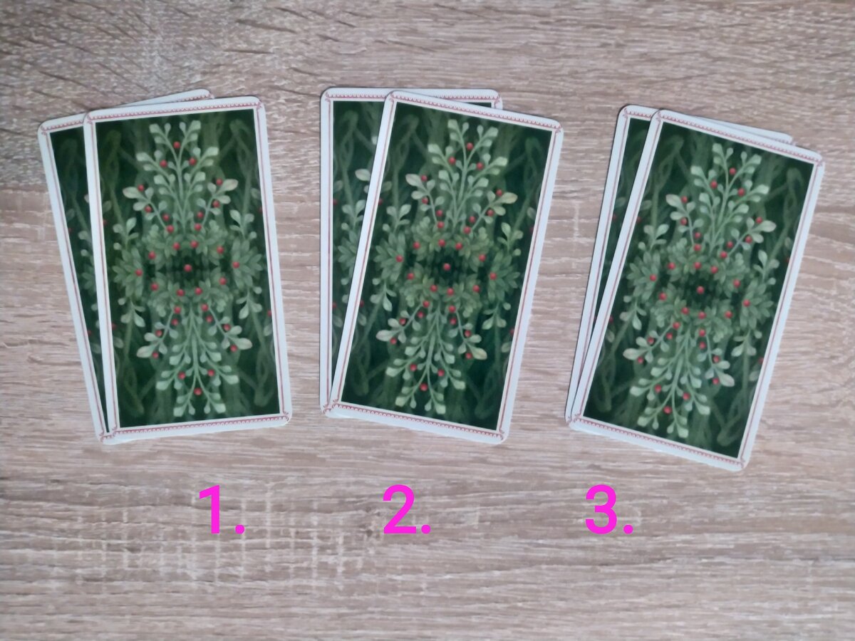 Ваш личный Таро-расклад - пишите заявки на электронную почту Le_Tarot@mail.ru или пишите в WhatsApp +7 928 316 48 49 (только сообщения). Инстаграм @tarologkseniia5