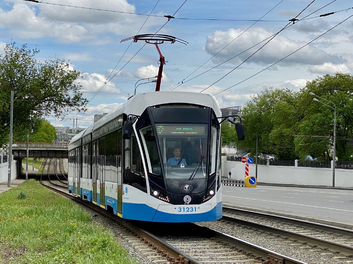 Витязь на бульваре Энтузиастов