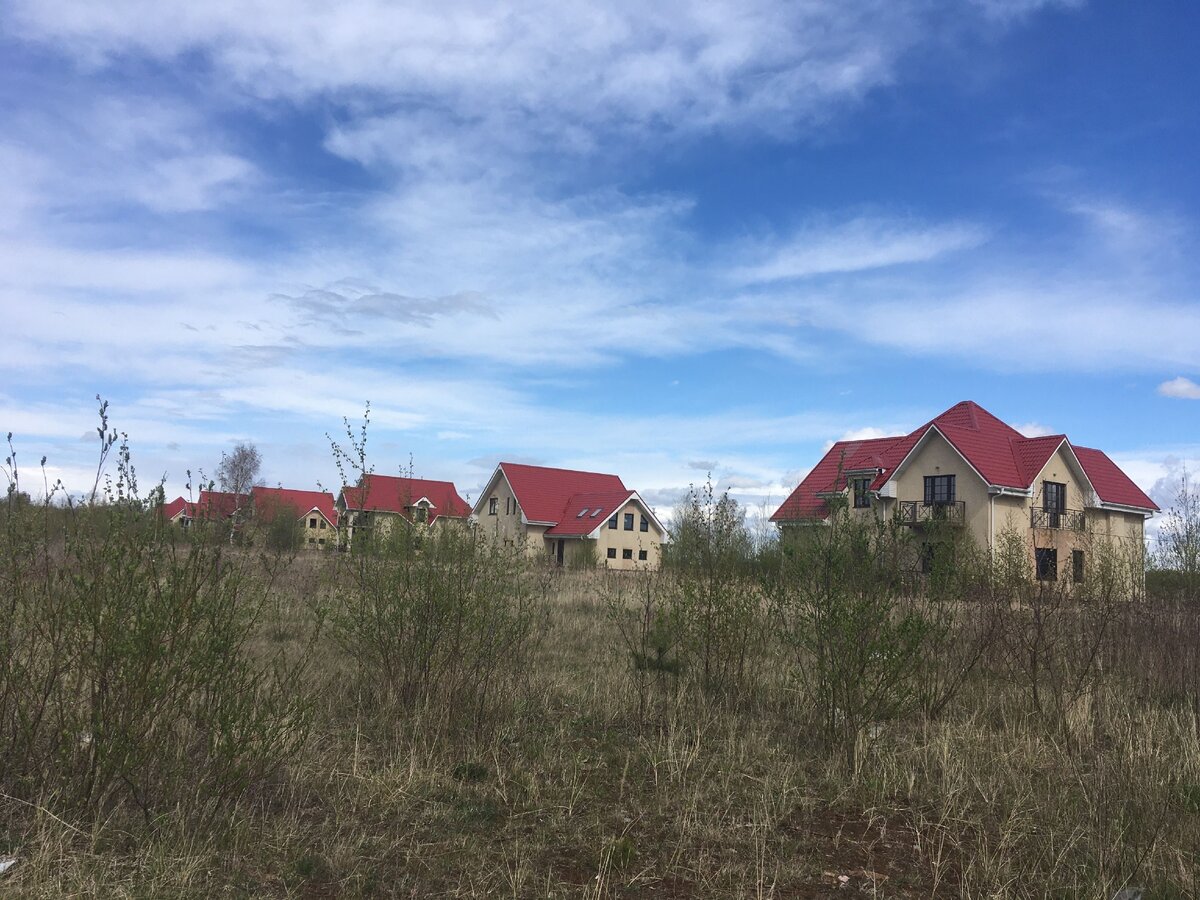 Коттеджи на берегу Нивы