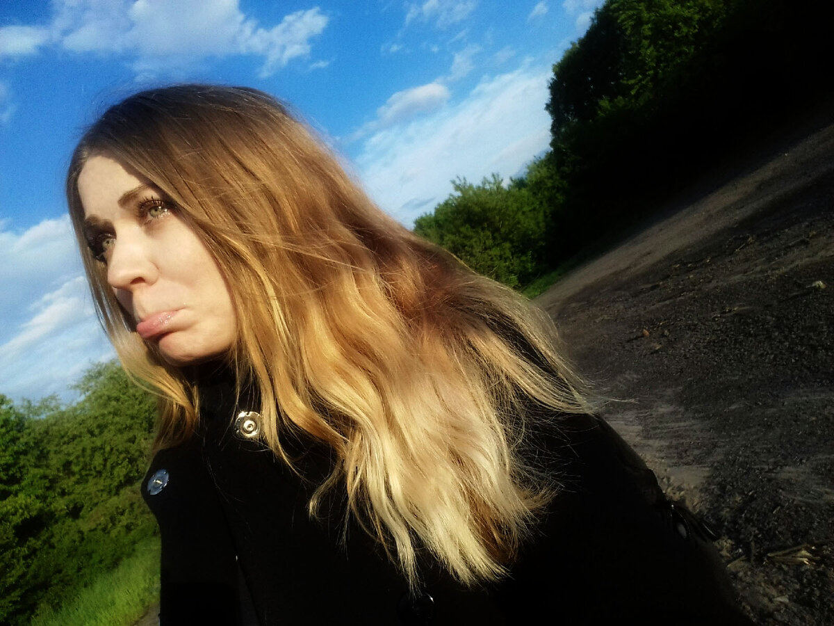 Не видать  мне тебя, моя Санта-Моника, эх, сейчас расплачусь