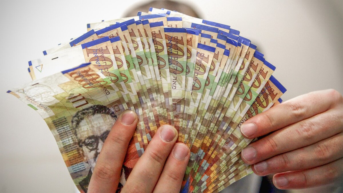 Деньги. Фото взято из открытых источников