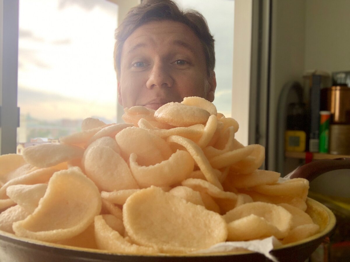 Привет! Я автор канала Владимир Кири, где Вы узнаете про Индонезию изнутри - всю правду и красоту! Добро пожаловать! Фото автора. 