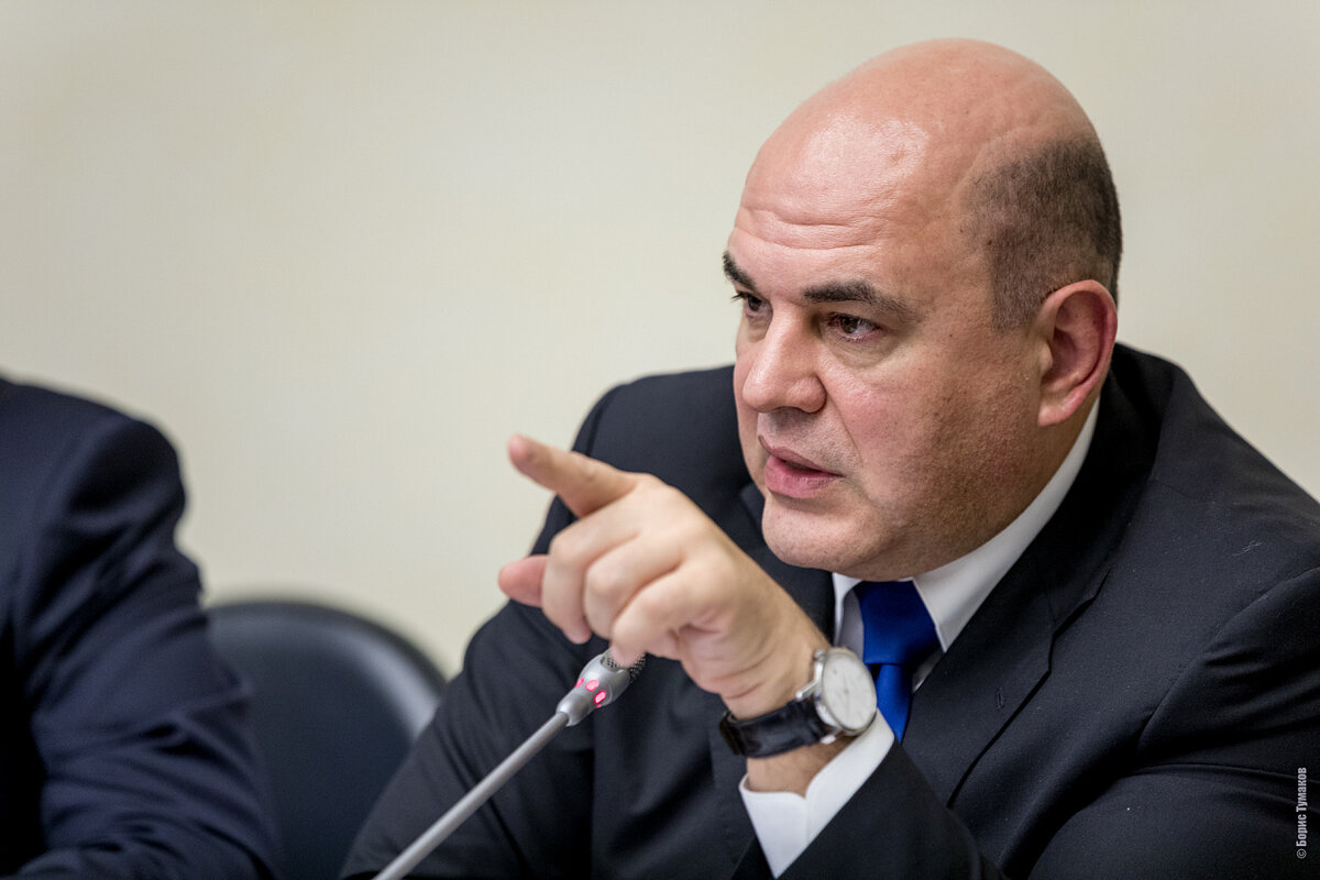 Михаил Мишустин, фото: Россия снимает часть ограничений на выезд за рубежпартия Единая Россия