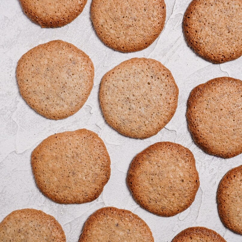 macaroon recipes, as they are made without whisking the egg whites Almond macaro