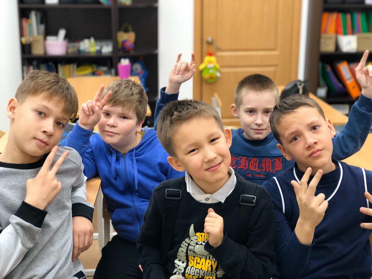 Все разные! Глазки искренние, доверяющие и умненькие! С любовью, ваша ЛВ