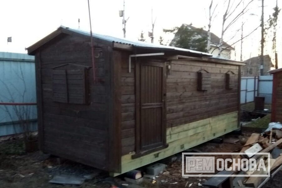 Замена венцов и монтаж полов в бане в СНТ "Маяк"